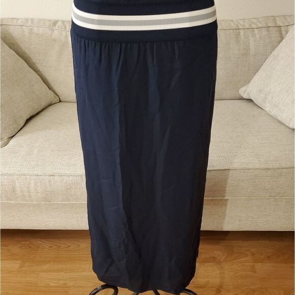 Theory Sport Stripe Silk Lewi Midi Dress - Picture 5 of 9